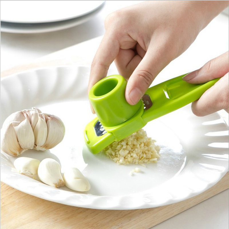 Kitchen Gadgets Design - 1 Pack Mini Garlic Grinder Creative