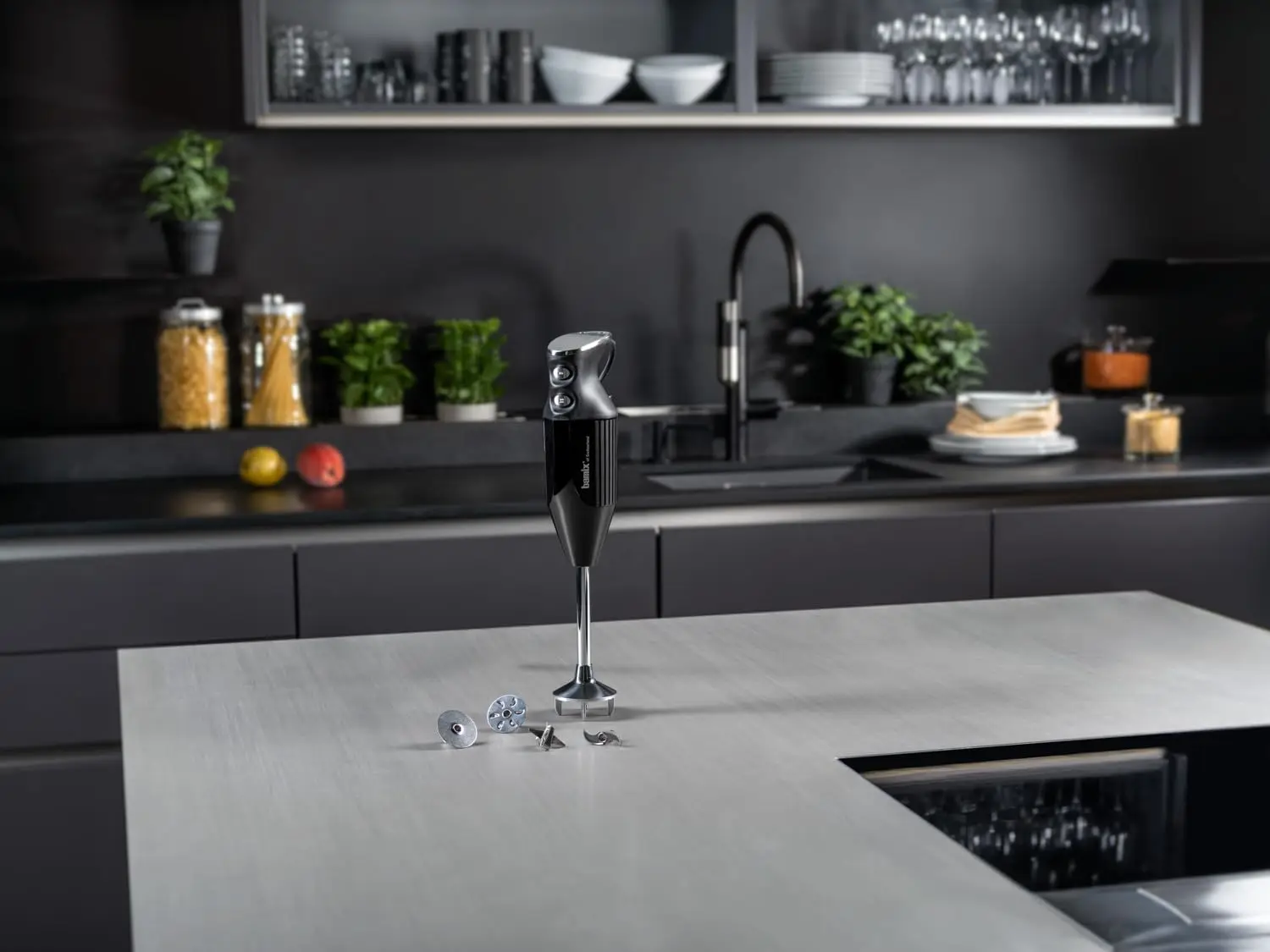 ® of Switzerland M200 MAXX 2-S - огляд і ціна Immersion Blender Stick
